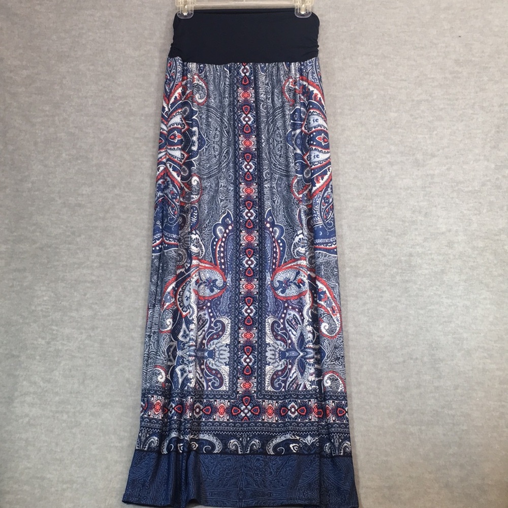 I. N. STUDIO WOMAN Paisley Print Wrinkle Free Jersey Knit Packable Maxi Skirt